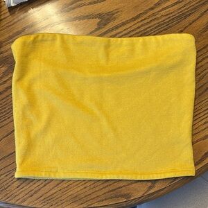 Aritzia Wilfred Free bright crop top